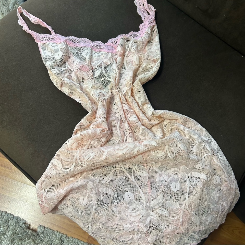 Victoria’s Secret vintage lace shirt nightgown in pink size large open back